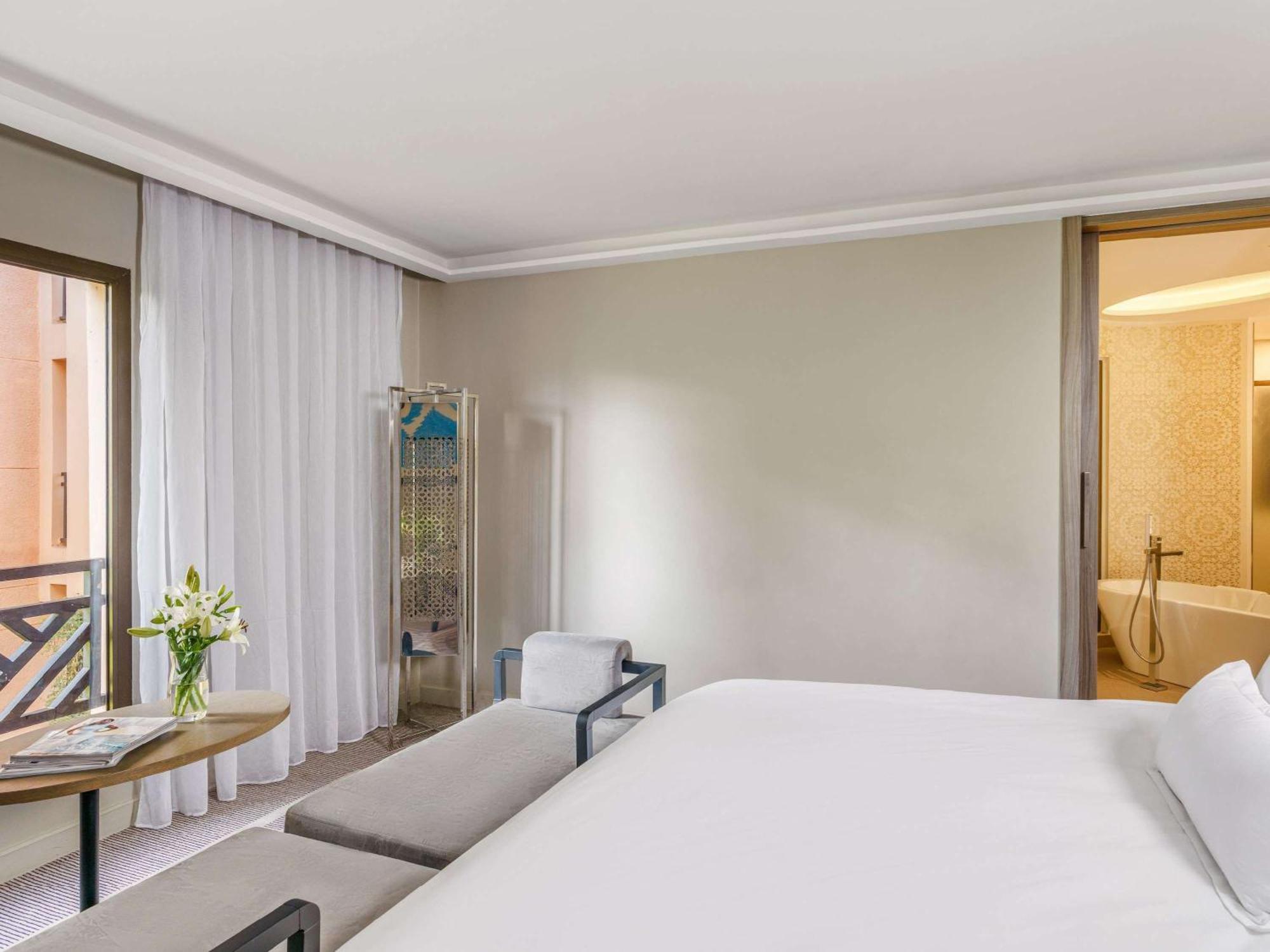 Hotel Mövenpick Mansour Eddahbi Marrakech 5*